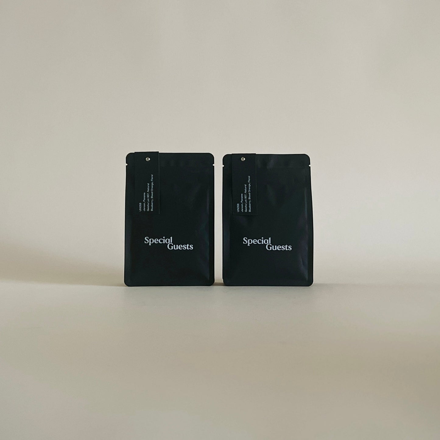 SpecialGuests - UN058 - Janson 957, Geisha Natural